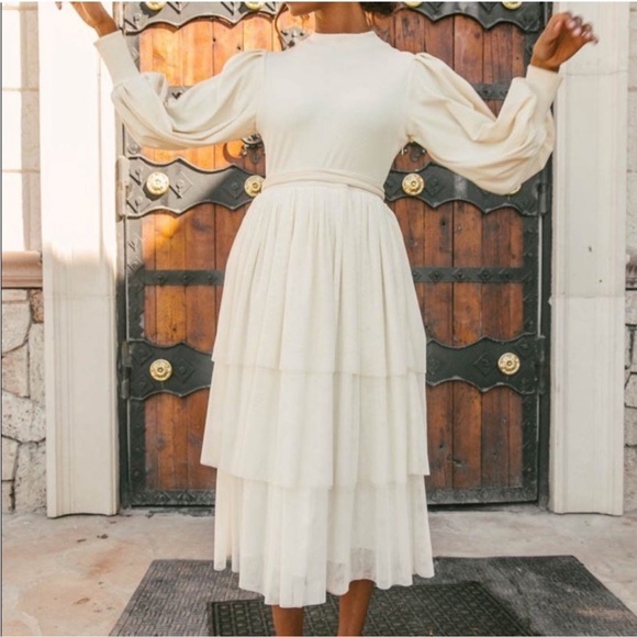 Ivy City Co Tulle Cosette Dress NWT Winter White Large Holiday Christmas - Picture 3 of 8